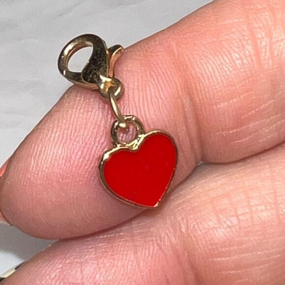 Gold Tone Red Heart Lobster Claw Charm - Picture 4 of 5